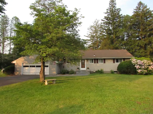 54 Pond Circle, Glastonbury, CT 06033