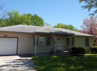 8325 Blue Ridge Blvd, Kansas City, MO 64138