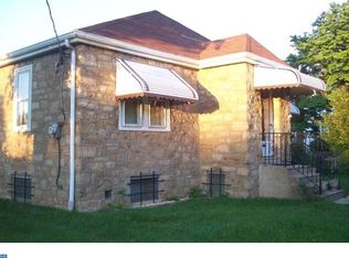 2227 Afton St, Philadelphia, PA 19152