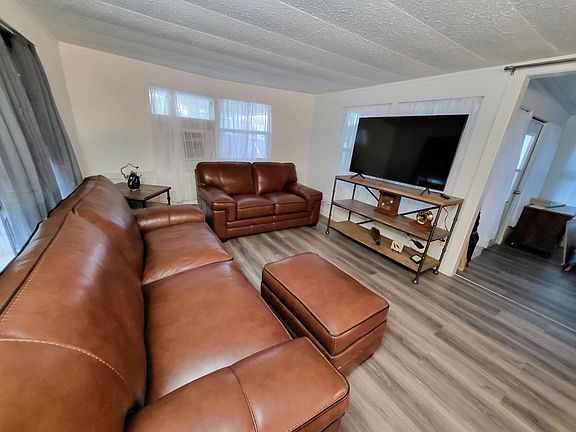 3rd image of 1375 Pasadena Ave S #213