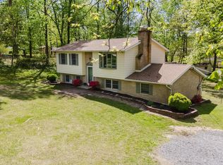 119 Canal Rd, Falling Waters, WV 25419