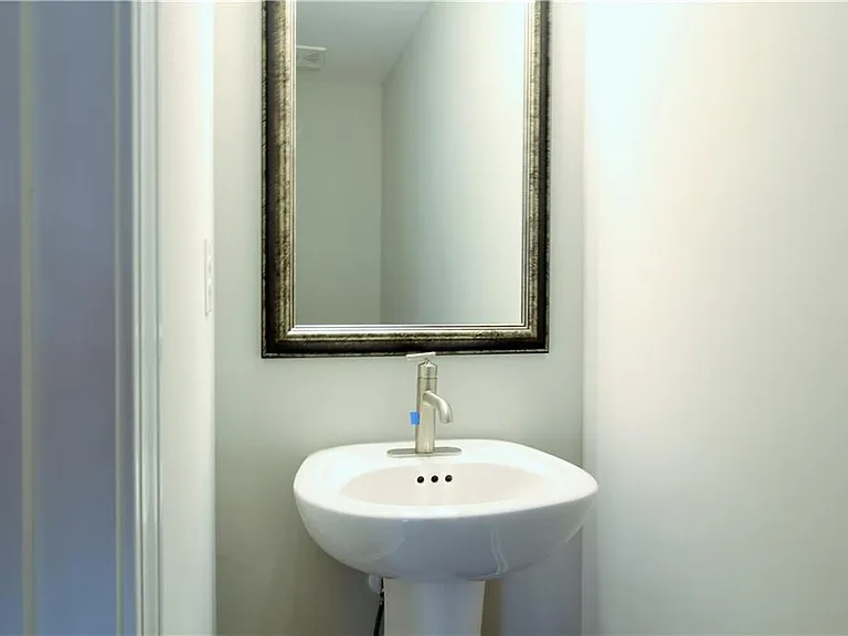 271 Northaven Ave — Photo 12