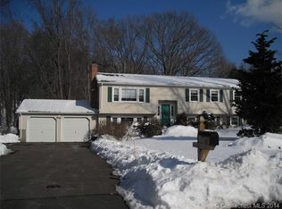 114 Montowese Trl, Wallingford, CT 06492