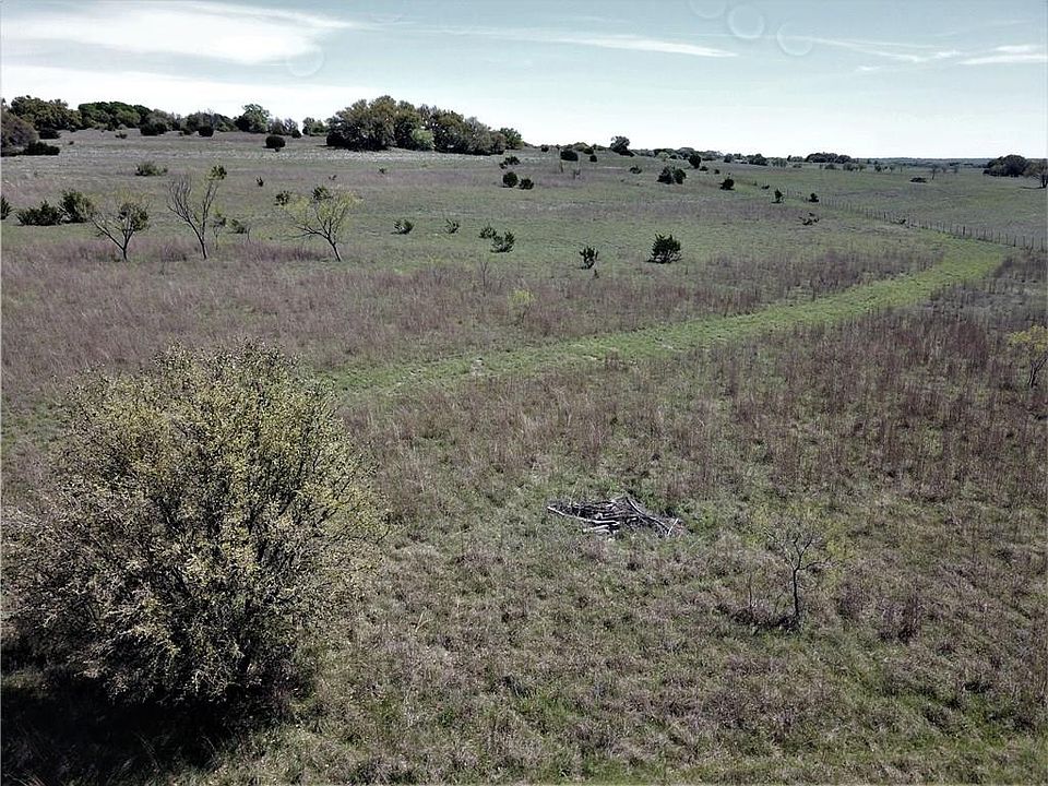 2nd image of TRACT 8 & 45 Cres #225