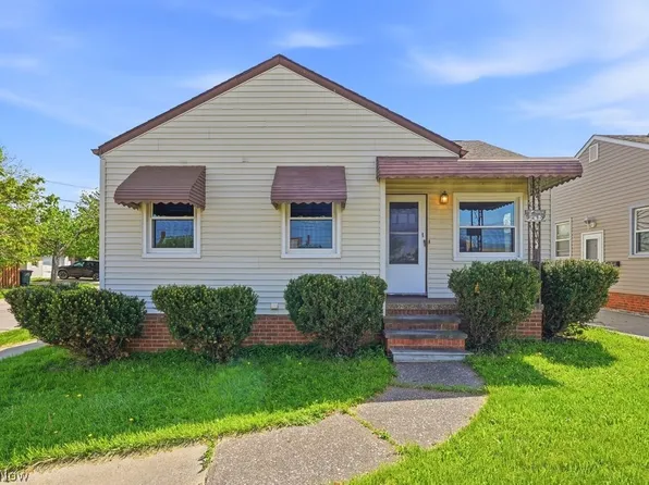 4919 Ridge Rd, Brooklyn, OH 44144