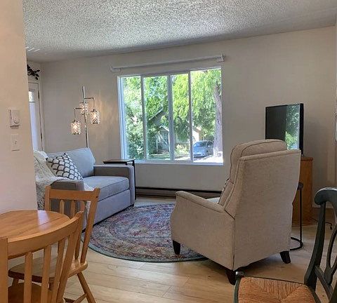 4th image of 110 S Almon St #311