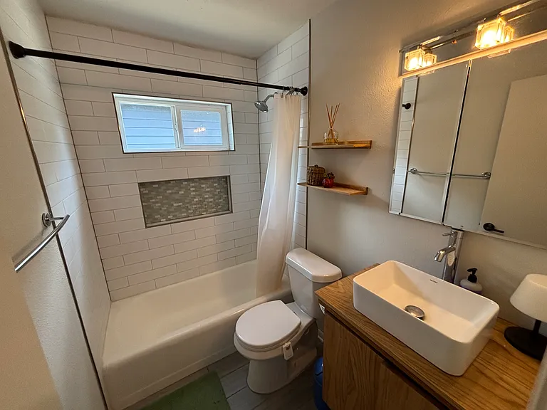 6727 Hialeah Dr — Photo 14