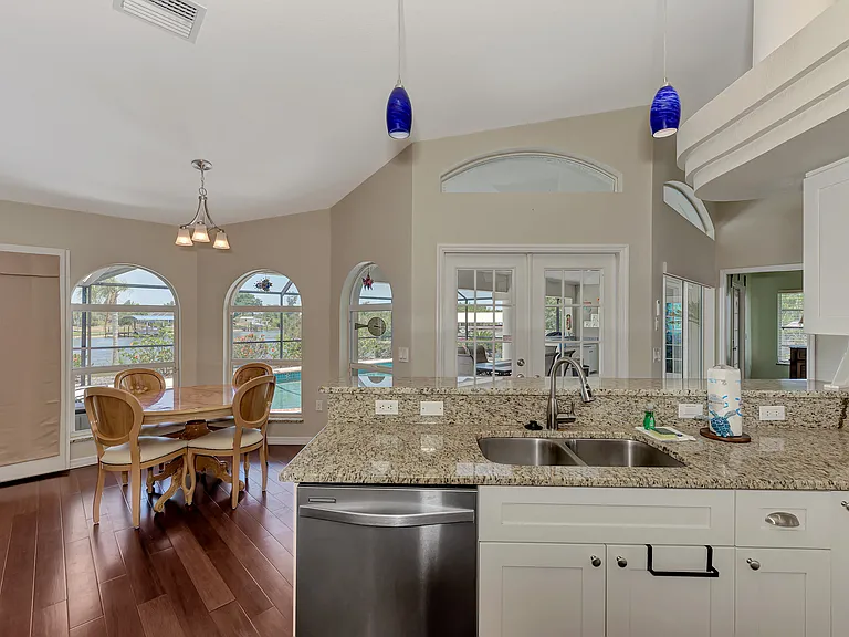 9492 Migue Cir — Photo 12
