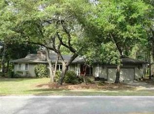 544 Crooked Oak Dr, Pawleys Island, SC 29585