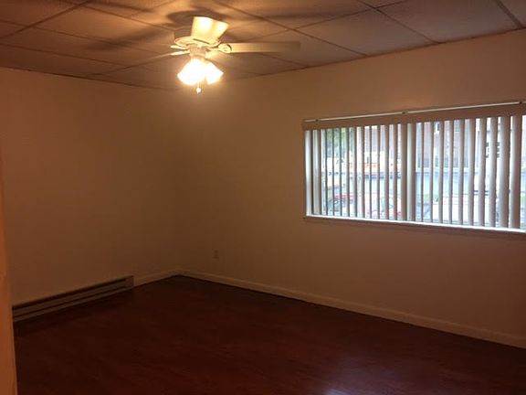 5th image of 1645 Central Ave #3