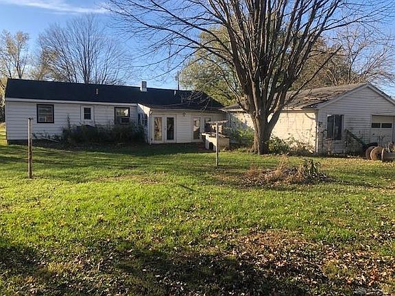 2nd image of 250 Janet Ave