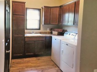 1023 172nd Ave, Ossian, IA 52161