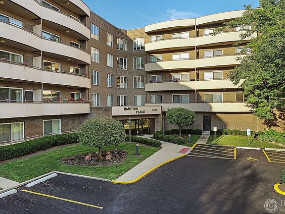 3rd image of 7201 N Lincoln Ave APT 414