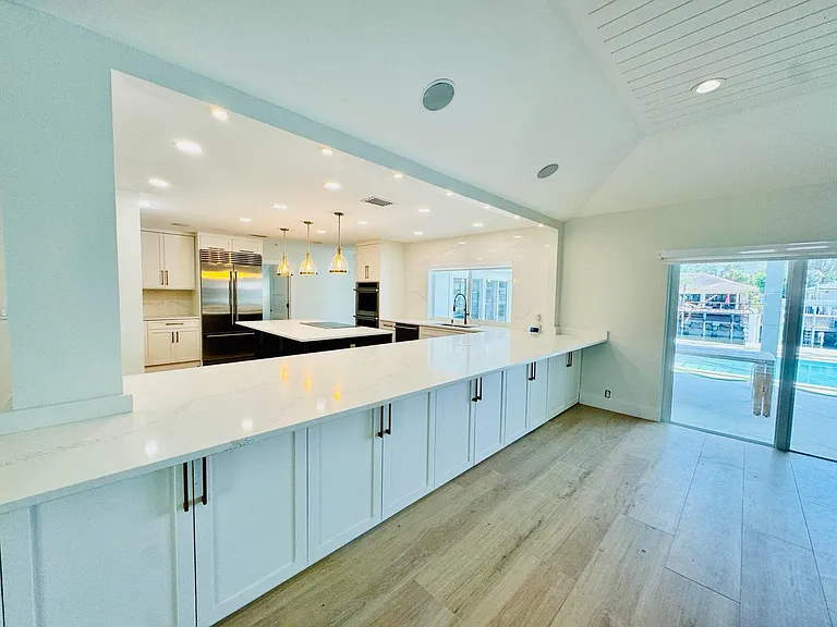 885 Nafa Dr — Photo 13
