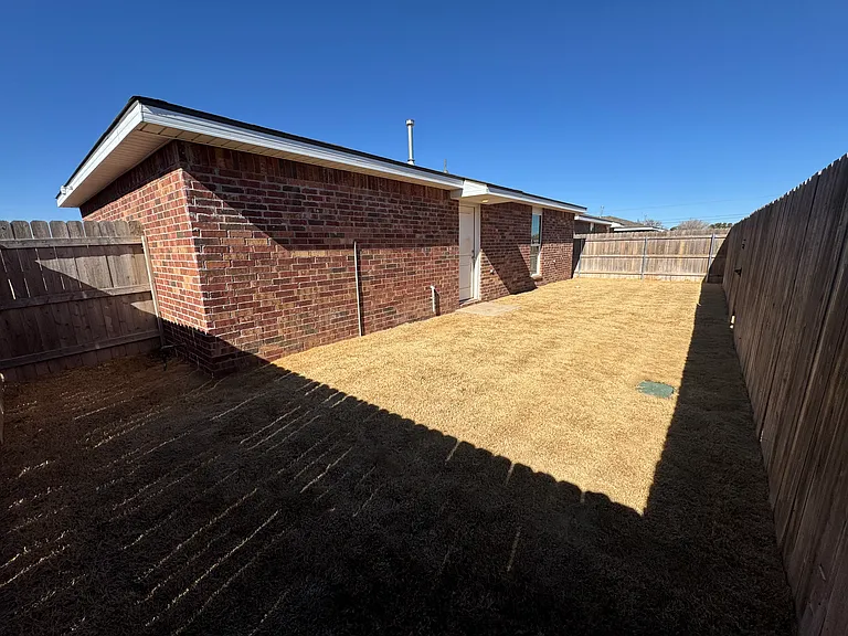 3411 Tiffin Ave — Photo 24