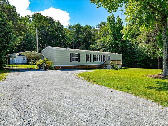 2nd image of 3704 Caribou Dr