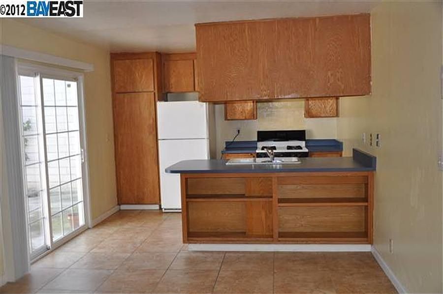2nd image of 32920 Lake Mead Dr