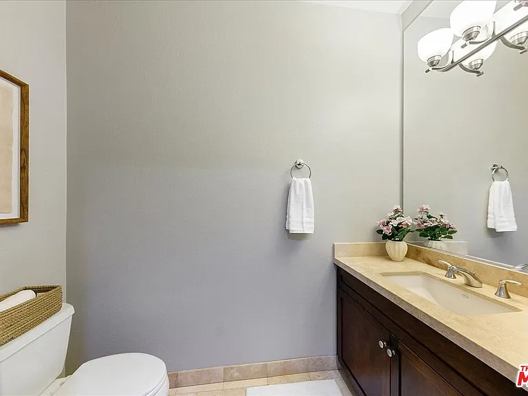 11115 Acama St #107 — Photo 5