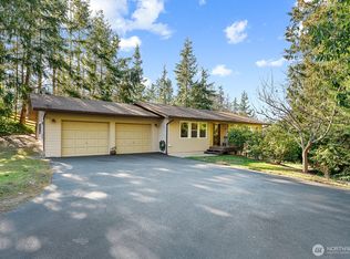 759 Vista Drive, Camano Island, WA 98282