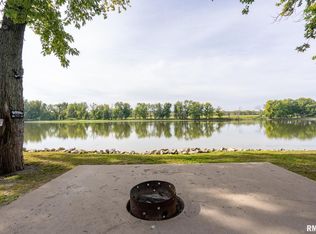 21616 Barstow Rd, East Moline, IL 61244