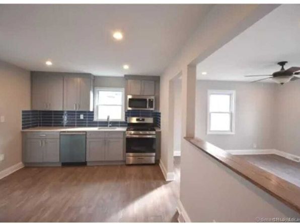 989 Pearl Harbor St, Bridgeport, CT 06610