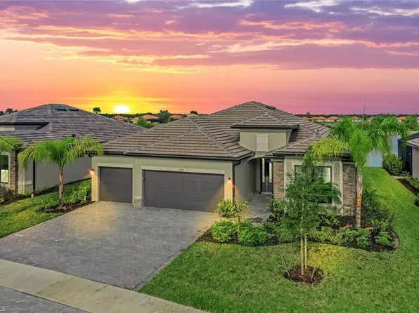 1447 Birdie DR, NAPLES, FL 34120