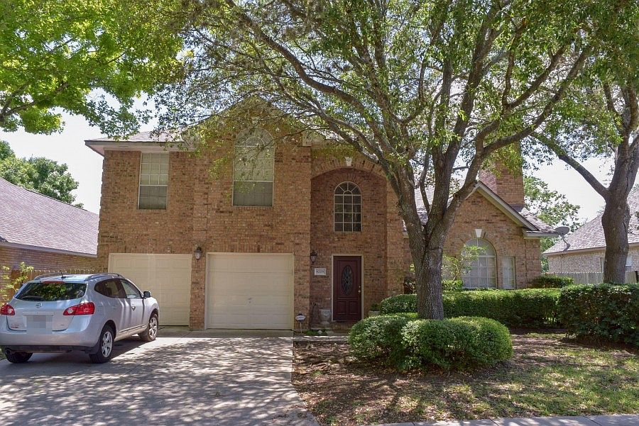 1st image of 8208 Lynbrook Manor Dr