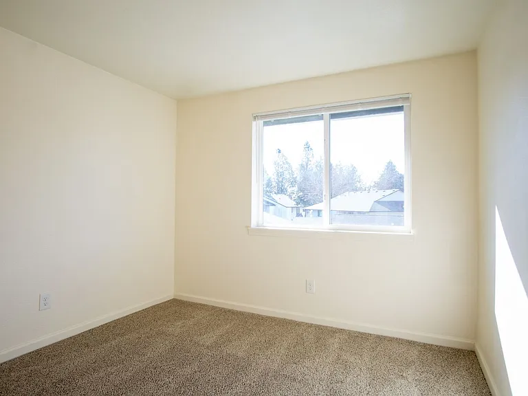 147A - Park Place Apartments — Photo 11