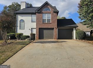 1424 Watercrest Cir, Lawrenceville, GA 30043