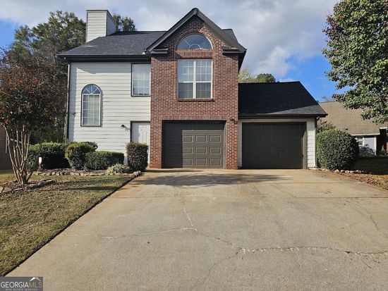 1424 Watercrest Cir, Lawrenceville, GA 30043