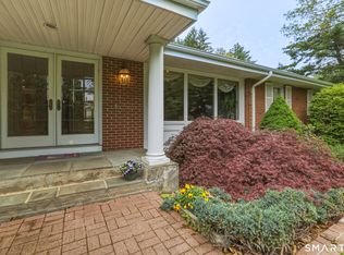 12 Mountain Farms Road, West Hartford, CT 06117