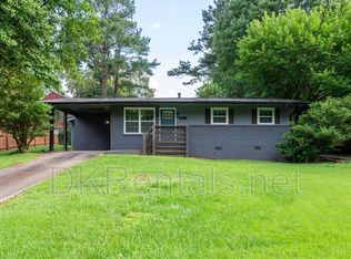 2131 Bixler Cir, Decatur, GA 30032