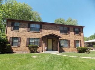 7609 Woodcliffe Dr, Belleville, IL