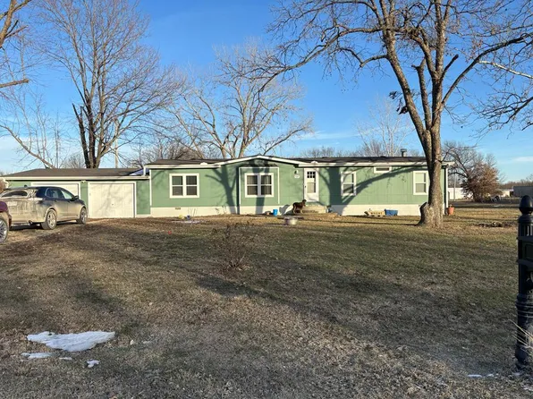 1307 Main St, Neosho Falls, KS 66758