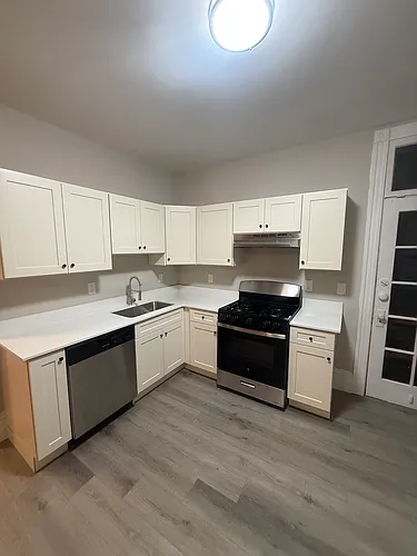 24 Walnut St #4 Photo 1