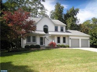 2 Olde Springs Ln, Cherry Hill, NJ 08034