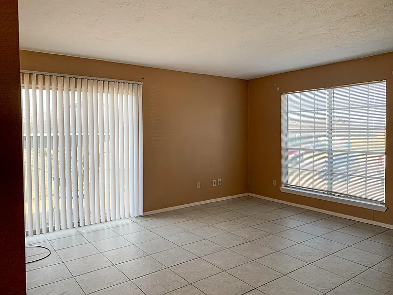 703 Ruth Ct #B — Photo 4