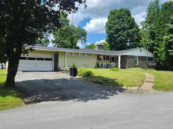 7 Meadow Street, Livingston Manor, NY 12758