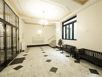 Sold by Avenue Sotheby's International Realty