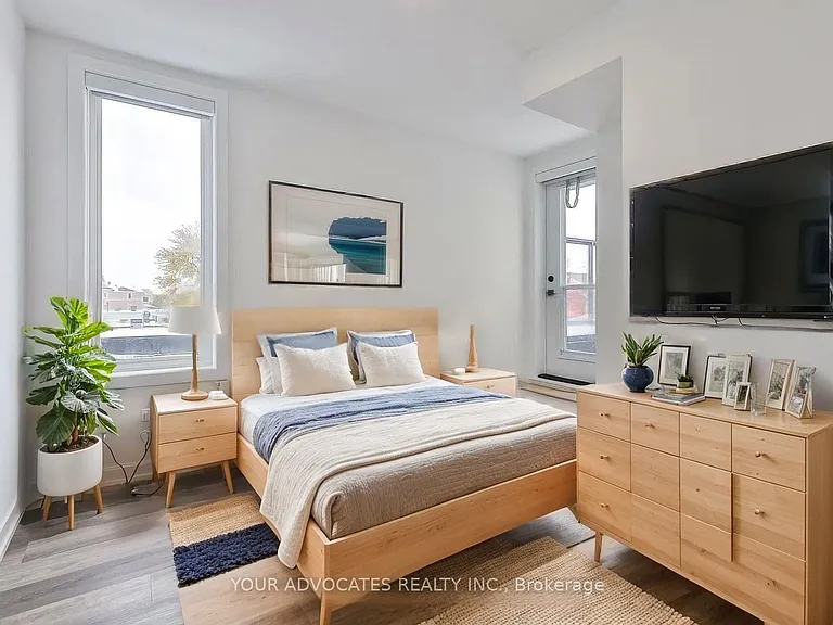 9 Vivian Rd — Photo 3
