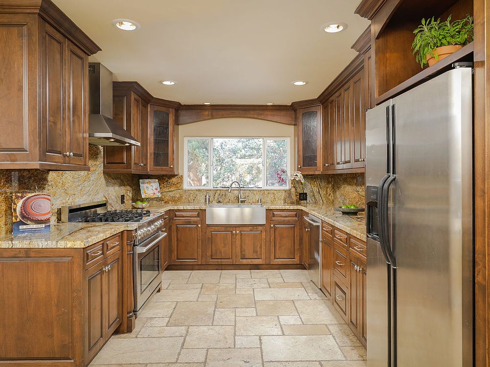 1st image of 2422 Chatsworth Blvd