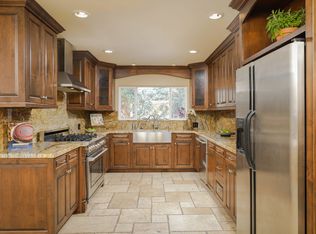 2422 Chatsworth Blvd, San Diego, CA 92106