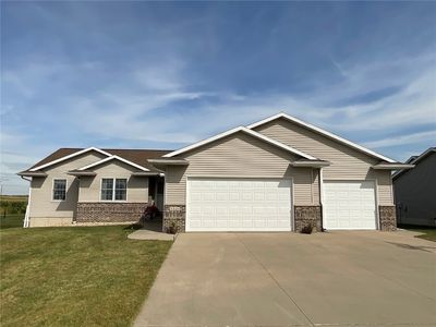 1520 Cedar Bnd, Palo, IA, 52324