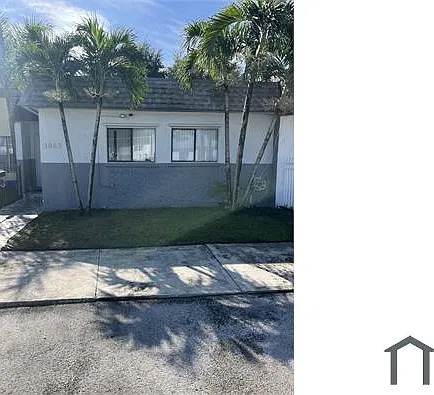 3 bed, 1152 sqft, $3,500 — Photo 2
