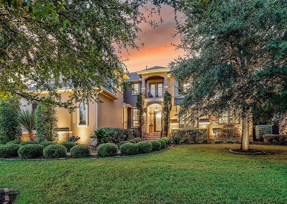 Taj Mahal Quartzite: Tour of East Texas Home 