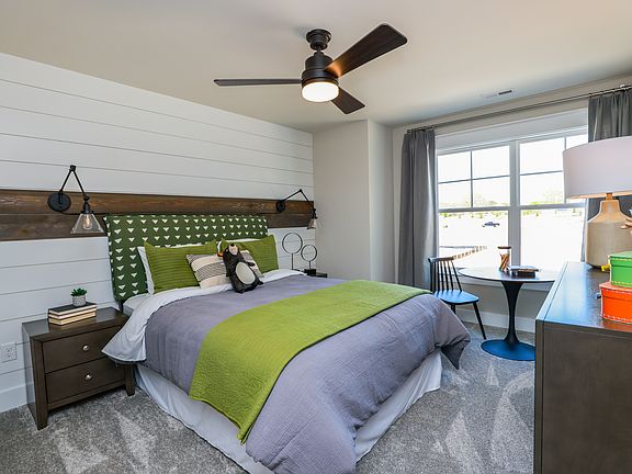 These photos are representative of this floor plan, but all options may not be available in every co