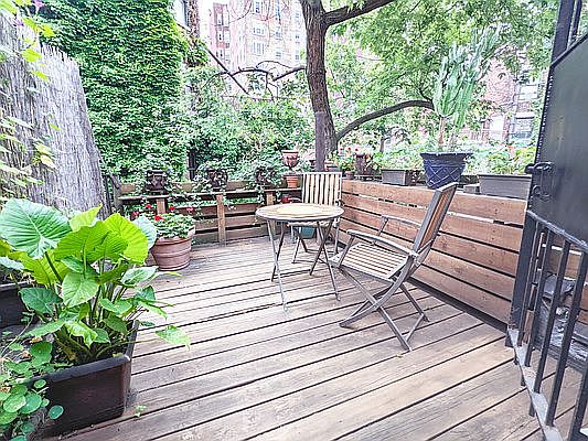 1st image of 632 W End Ave APT 4R