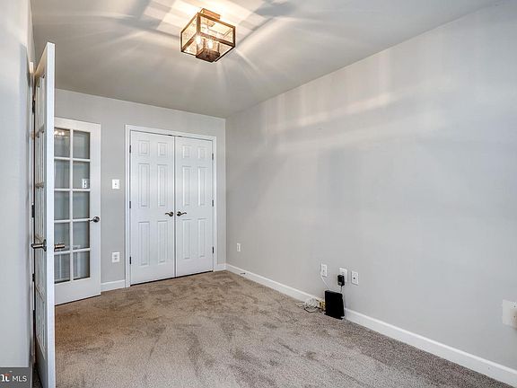 5th image of 7209 Silver Thorn Way