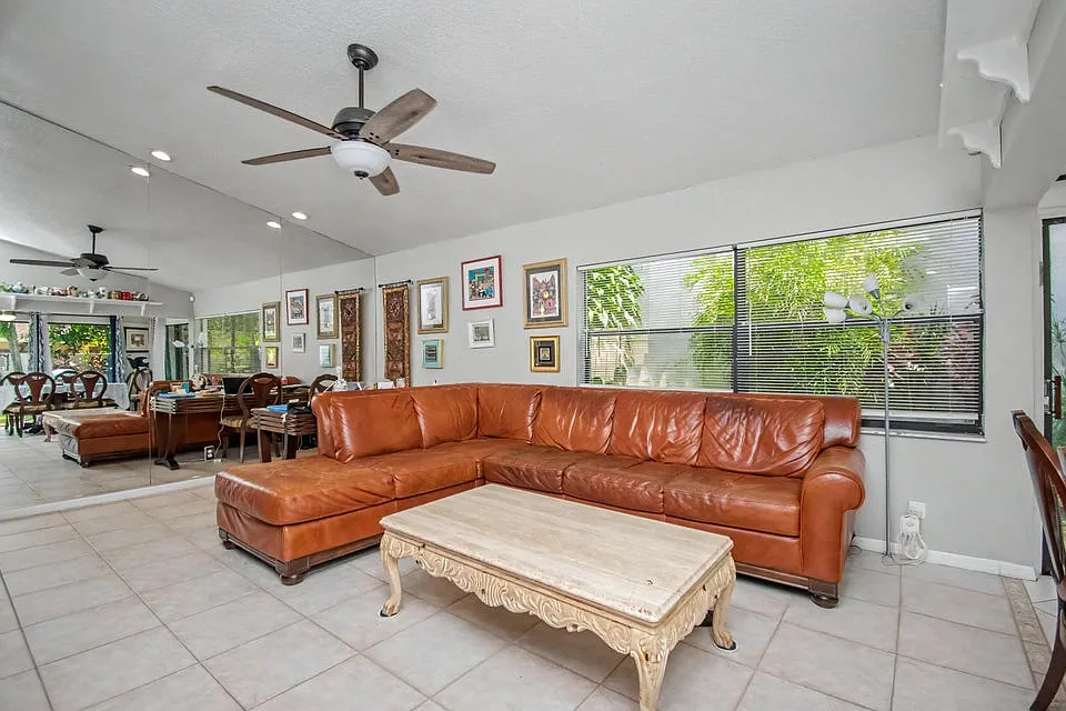 7678 Solimar Cir #0