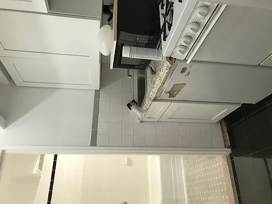 Rented by Michael Apfelbaum, LREB | media 14